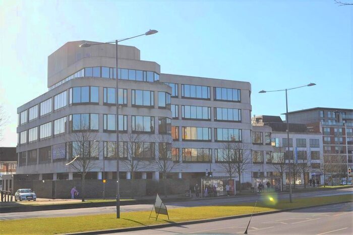 1 Bedroom Flat For Sale In High Street, Slough, SL1