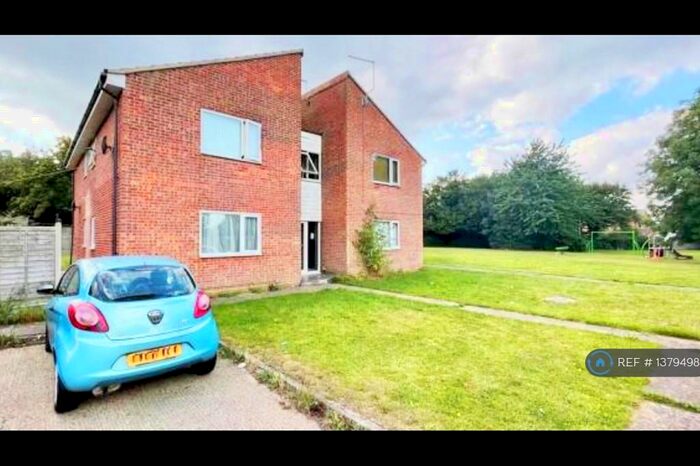 Studio To Rent In Slades Close, Sudbury, CO10