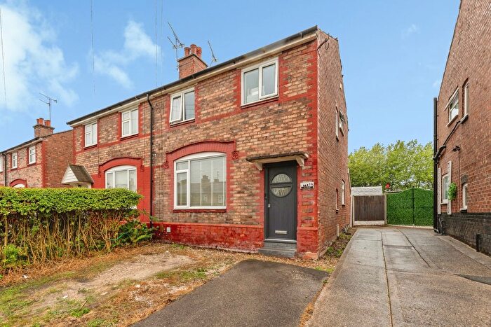 3 Bedroom Semi-Detached House For Sale In Park Road, Ellesmere Port, Cheshire, CH65