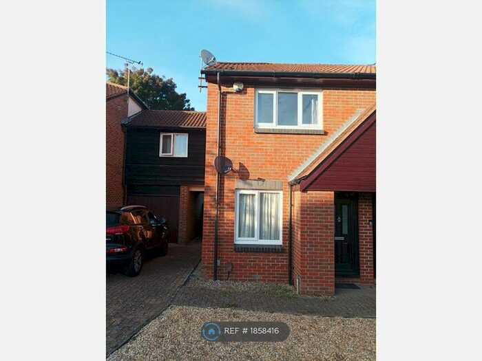 2 Bedroom Semi-Detached House To Rent In Caesars Gate, Warfield, Bracknell, RG42