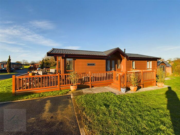 2 Bedroom Property For Sale In Luxury Lodge, Royal Vale, London Road, Allostock, Knutsford, WA16