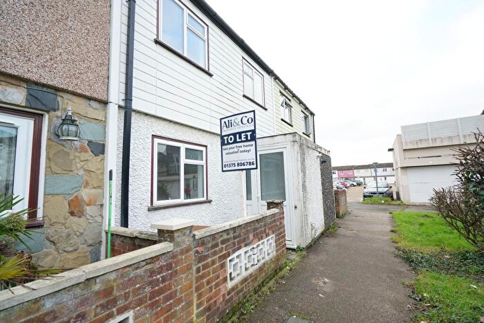 3 Bedroom Terraced House To Rent In Foxglove Road, South Ockendon, RM15