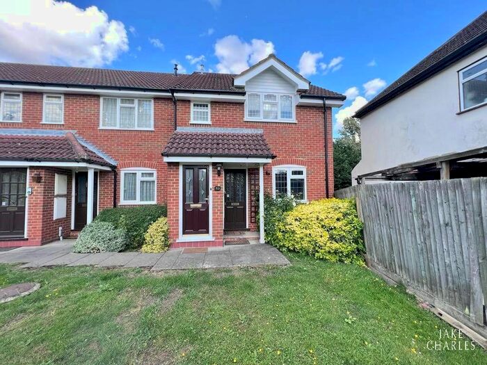 1 Bedroom Flat To Rent In Whisperwood Close, Harrow Weald, Harrow, HA3