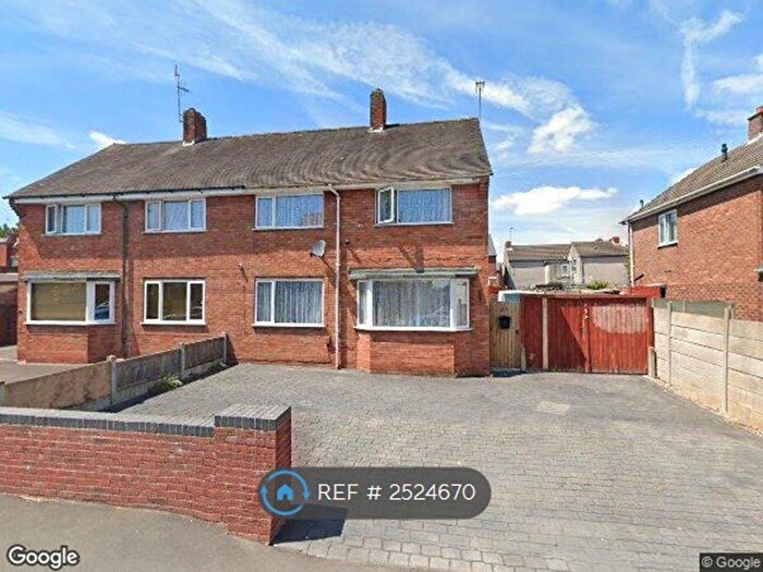 3 Bedroom Semi-Detached House To Rent In Maple Tree Lane, Halesowen, B63
