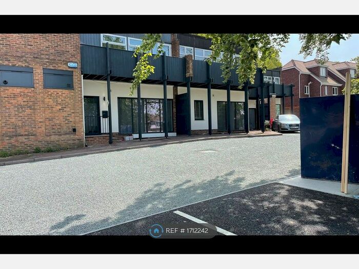 2 Bedroom Flat To Rent In Broadmead, Tunbridge Wells, TN2