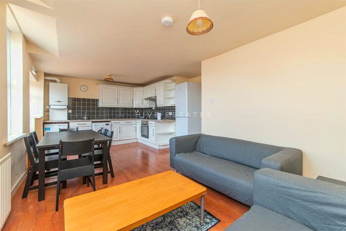 5 Bedroom Maisonette To Rent In Mowbray Street, Heaton, Newcastle Upon Tyne, NE6