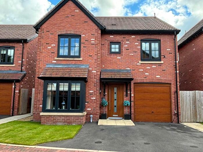 4 Bedroom Detached House For Sale In Alder Way, Holmes Chapel, Crewe, Cheshire, CW4