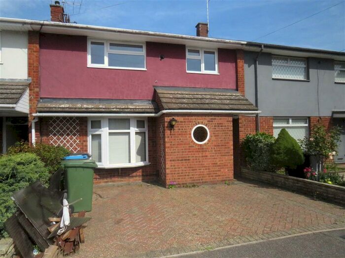 3 Bedroom House To Rent In Mendip Way, Hemel Hempstead, HP2