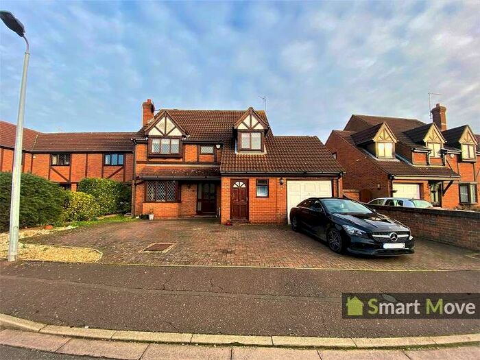 5 Bedroom Detached House To Rent In Foxdale, Peterborough, Cambridgeshire. PE1