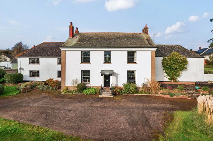 6 Bedroom Semi-Detached House For Sale In Back Lane, Sandford, EX17