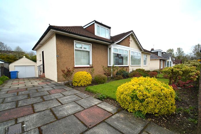 2 Bedroom Semi-Detached House For Sale In Kingsheath Avenue, Rutherglen, Glasgow, South Lanarkshire, G73