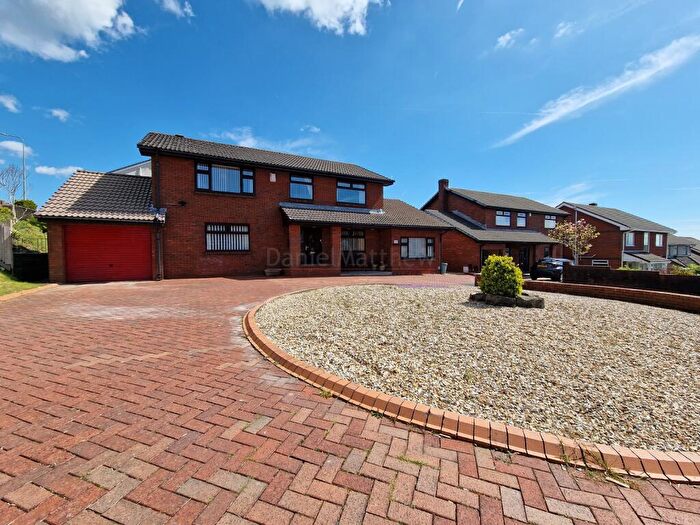 4 Bedroom Detached House For Sale In Glasfryn, Brackla, Bridgend County., CF31