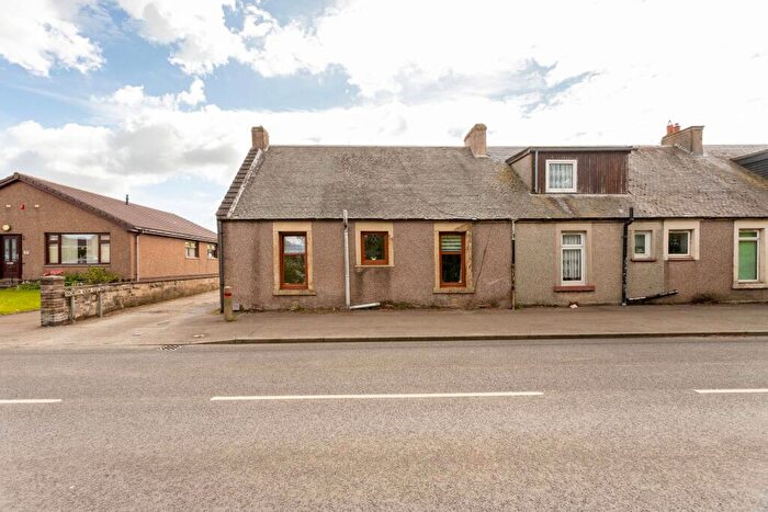 2 Bedroom Cottage For Sale In Wyre Hayes Main Street, Hill Of Beath, KY4