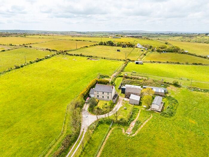 4 Bedroom Detached House For Sale In Farms Common, Wendron, Helston, TR13