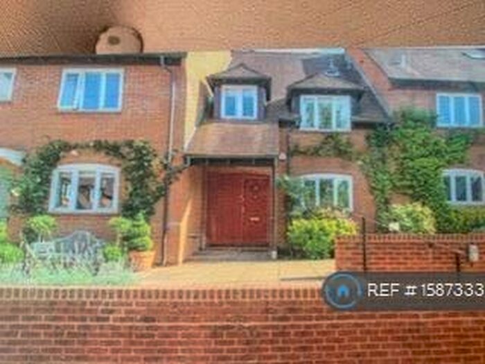 4 Bedroom Terraced House To Rent In Mildmay Court, Odiham, Hook, RG29