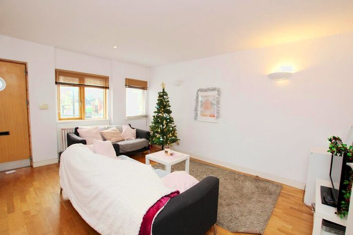 4 Bedroom Terraced House To Rent In Lyham Road, London, SW2