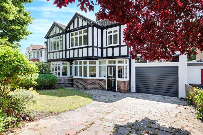3 Bedroom Semi Detached House To Rent In The Chase, The Chase, Bromley, Greater London, BR1
