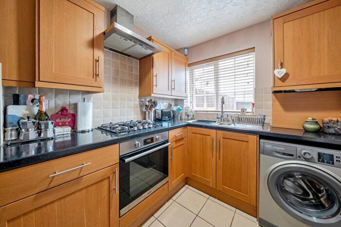 3 Bedroom Terraced House For Sale In Alconbury Close, Peterborough, PE2