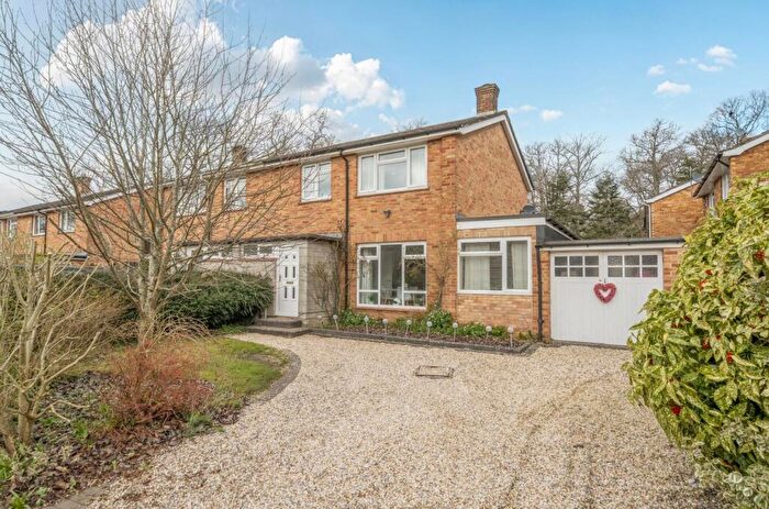 3 Bedroom Semi Detached House For Sale In Maytree Road, Hiltingbury, Chandler's Ford, SO53