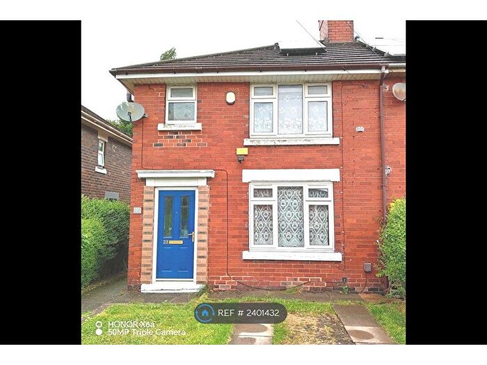 3 Bedroom Semi-Detached House To Rent In Metcalfe Road, Stoke-On-Trent, ST6
