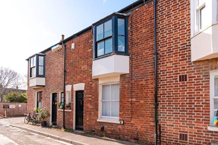 2 Bedroom Terraced House For Sale In Green Place, Oxford, OX1