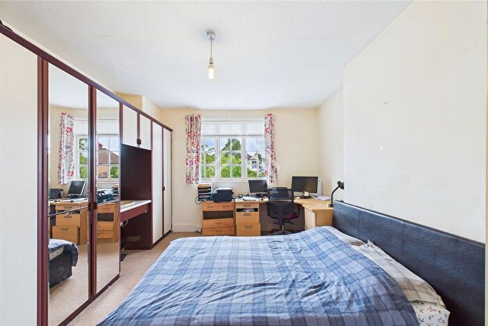 5 Bedroom Semi-Detached House For Sale In Nibthwaite Road, Harrow, HA1