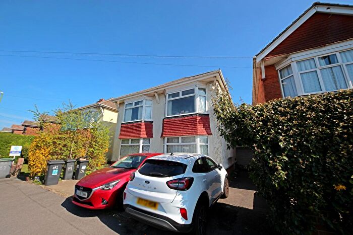 4 Bedroom Detached House To Rent In Withermoor Road, Winton, Bournemouth, BH9