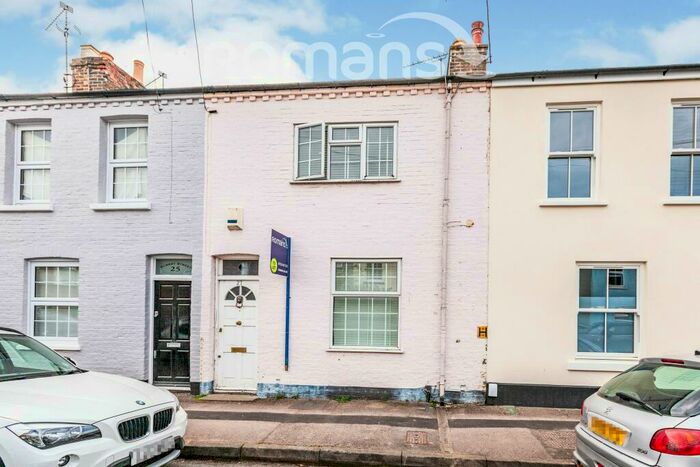 2 Bedroom Terraced House To Rent In Albert Street, SL4