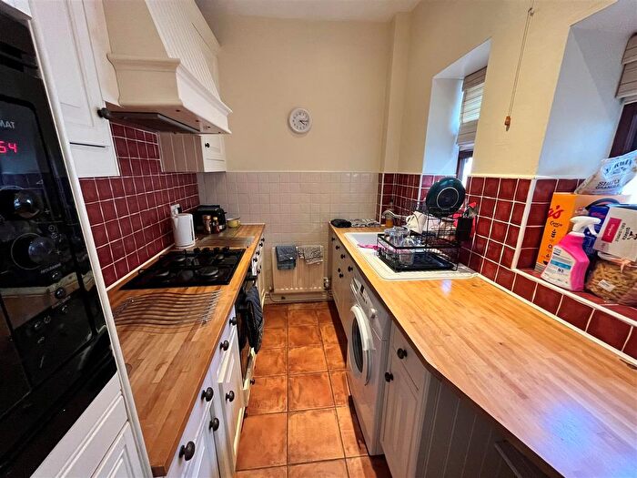 2 Bedroom Terraced House To Rent In Belle Grove West, Spital Tongues, NE2