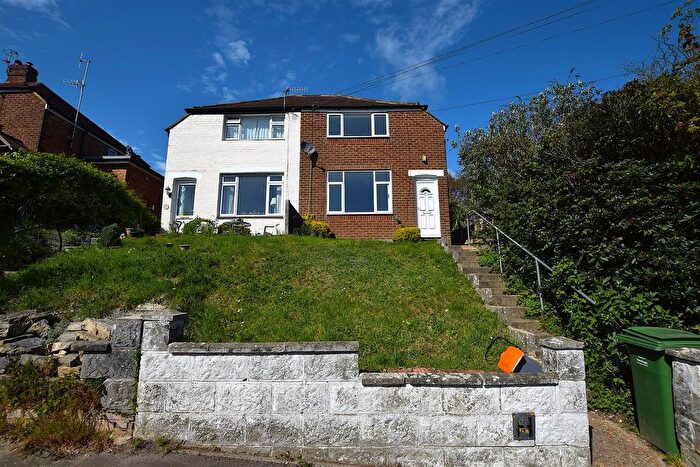 2 Bedroom Semi Detached House To Rent In Valleyside Road, Hastings, TN35