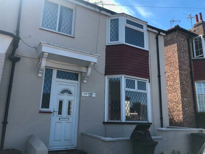 4 Bedroom Detached House To Rent In Coombe Road, Brighton, BN2