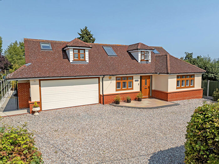 4 Bedroom Detached House For Sale In Ship Road, West Hanningfield, CM2
