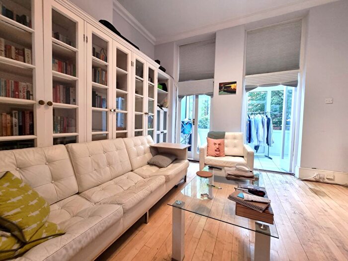 2 Bedroom Flat To Rent In Adamson Road, London, NW3