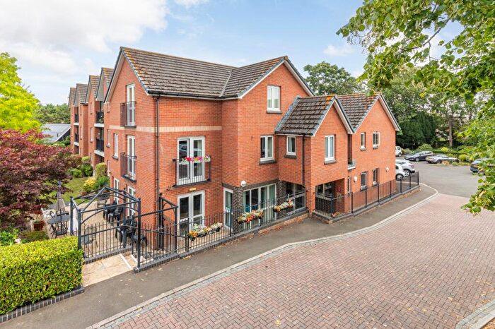 1 Bedroom Flat For Sale In Rymans Court, Didcot, OX11