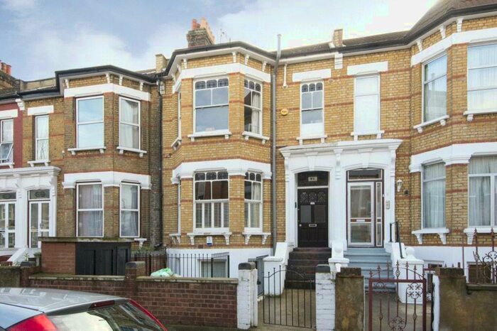 1 Bedroom Flat To Rent In Mildenhall Road, Clapton, London, E5