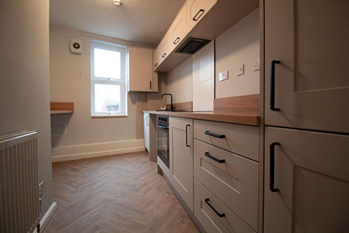 1 Bedroom Flat To Rent In Eland Street, Nottingham, NG7