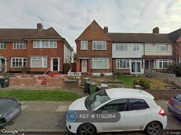 3 Bedroom End Of Terrace House To Rent In Conisborough Crescent, London, SE6