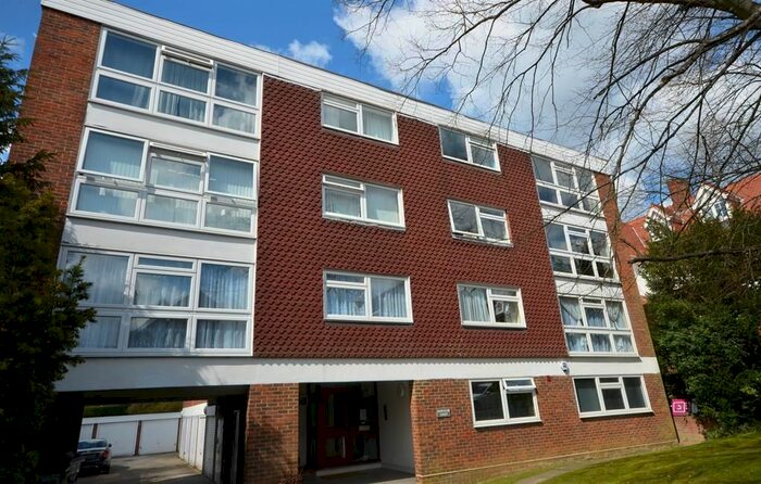 2 Bedroom Flat To Rent In Rowsham Court, South Hill Avenue, Harrow, HA1
