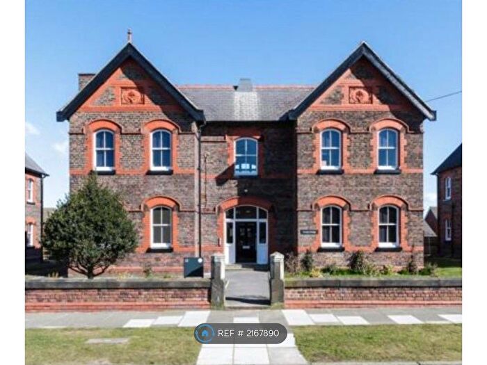 3 Bedroom Flat To Rent In New Hall, Liverpool, L10