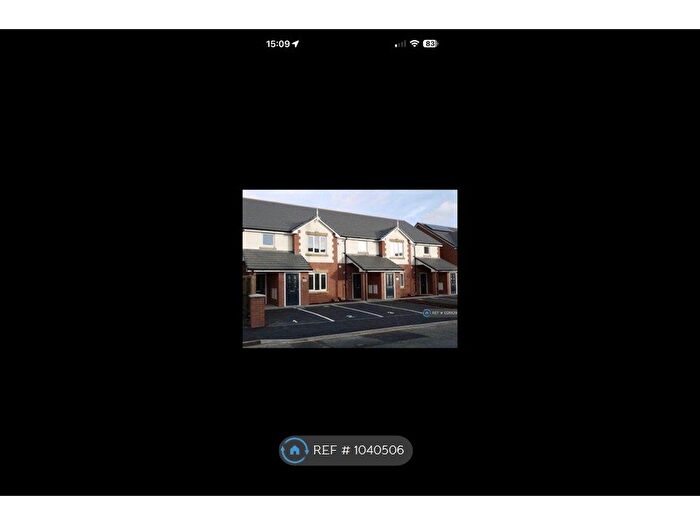 2 Bedroom Flat To Rent In Bromborough Road, Wirral, CH63