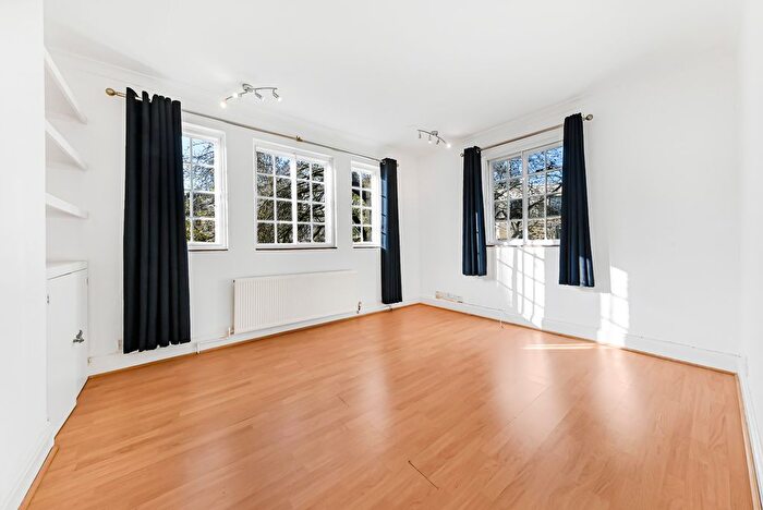 2 Bedroom Flat To Rent In Bloomfield Court, Bloomfield Road, N6