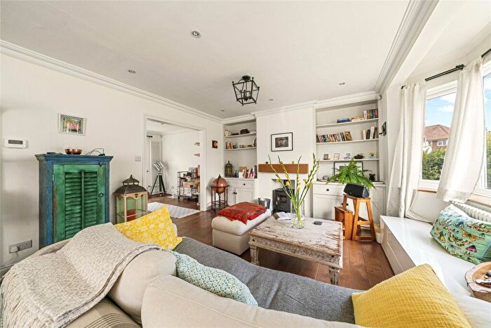 3 Bedroom Semi-Detached House To Rent In Langbourne Way, Claygate, Esher, Surrey, KT10