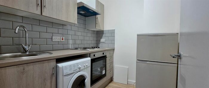 1 Bedroom Flat To Rent In Kilburn High Road, London, NW6