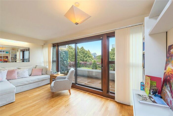 2 Bedroom Flat To Rent In Archery Steps, St. Georges Fields, W2