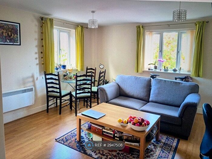 1 Bedroom Flat To Rent In Chapel Gardens, Liverpool, L5