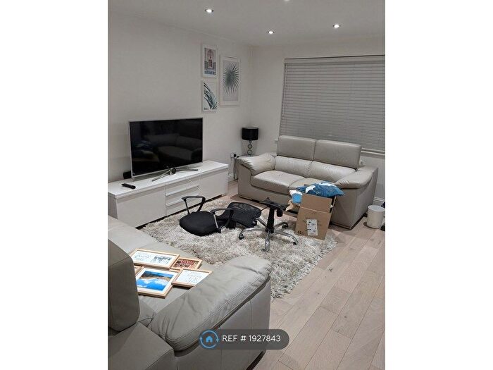 3 Bedroom Detached House To Rent In Realmwood Close, Canterbury, CT1