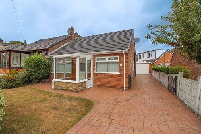 2 Bedroom Semi-detached Bungalow For Sale In Mill House View, Upholland, WN8