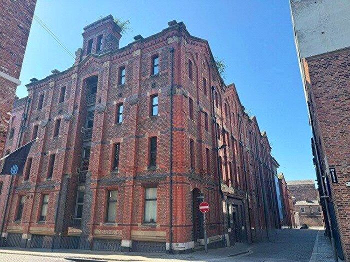 2 Bedroom Apartment To Rent In Henry Street, Liverpool, L1