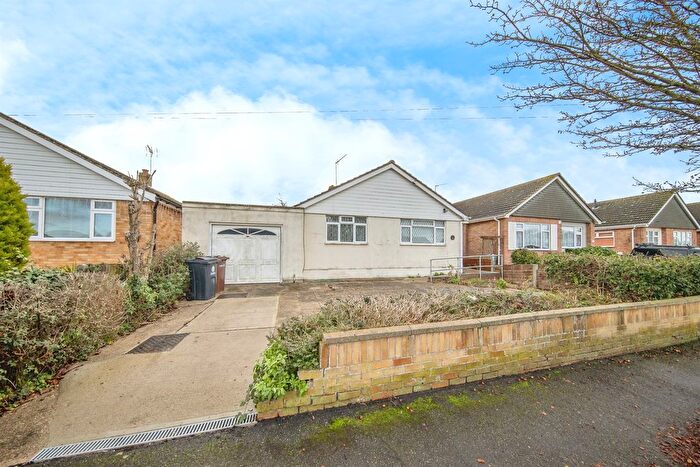 2 Bedroom Detached Bungalow For Sale In Slade Road, Clacton-On-Sea, CO15