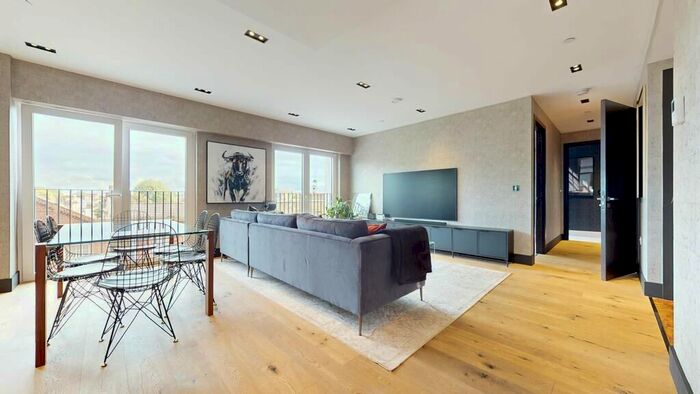 2 Bedroom Flat To Rent In Wyvil Road, Nine Elms, SW8